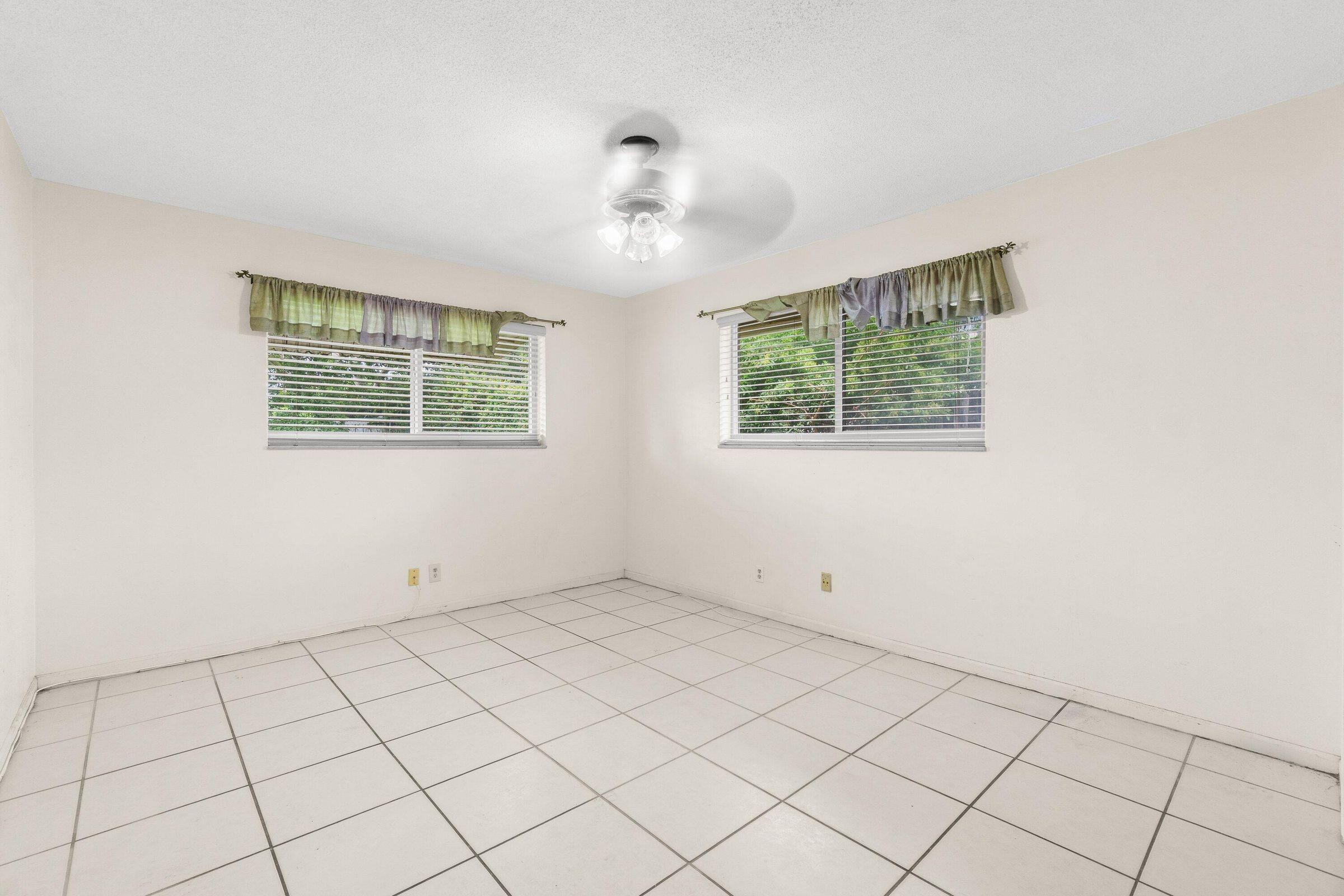 921 Southwest 11th Terrace Boca Raton, FL 33486 - Photo 15 of 26 921PIC15