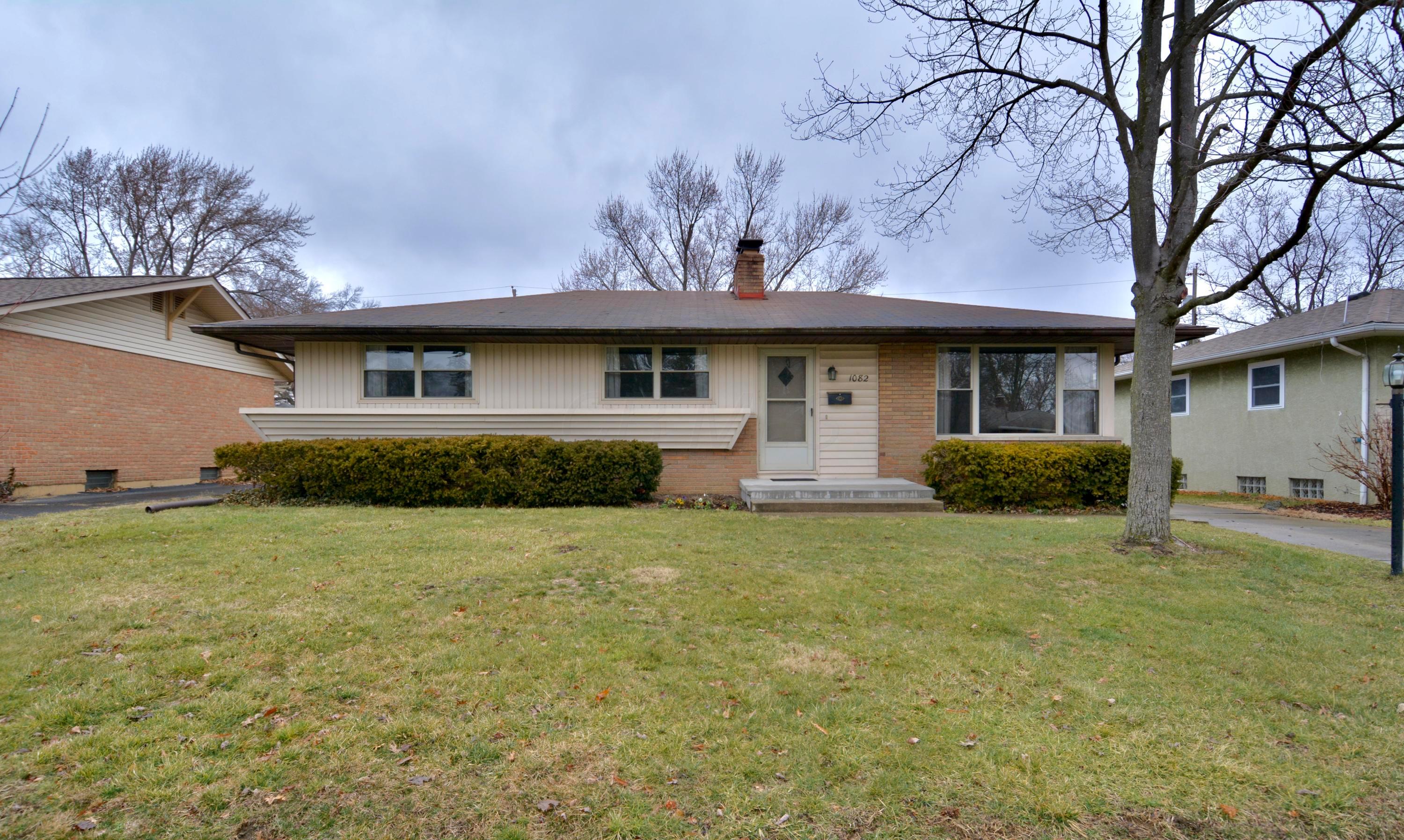 1082 Fordham Road Columbus, OH 43224 - Photo 1 of 35 Gallery Image 1