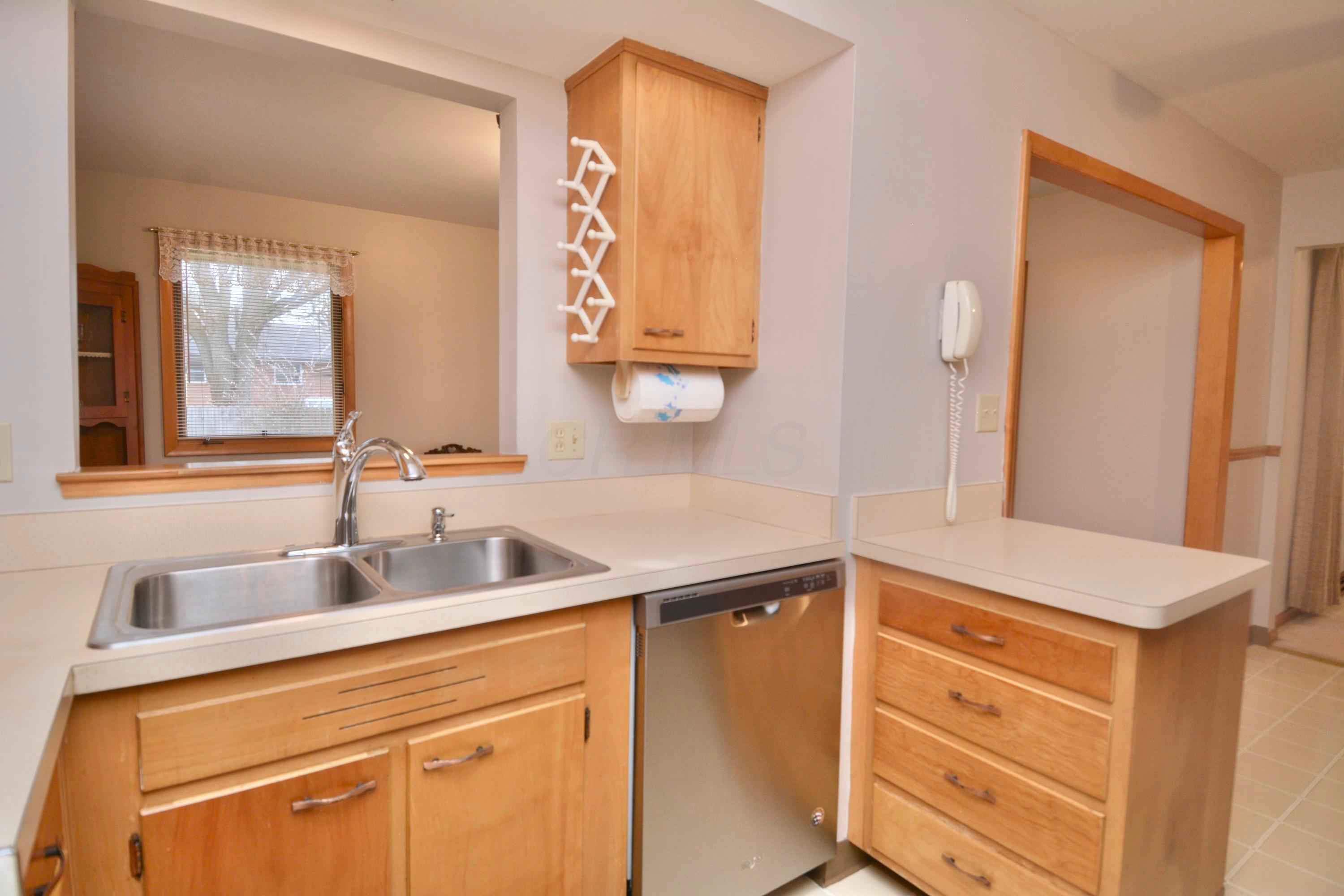 1082 Fordham Road Columbus, OH 43224 - Photo 18 of 35 Gallery Image 18