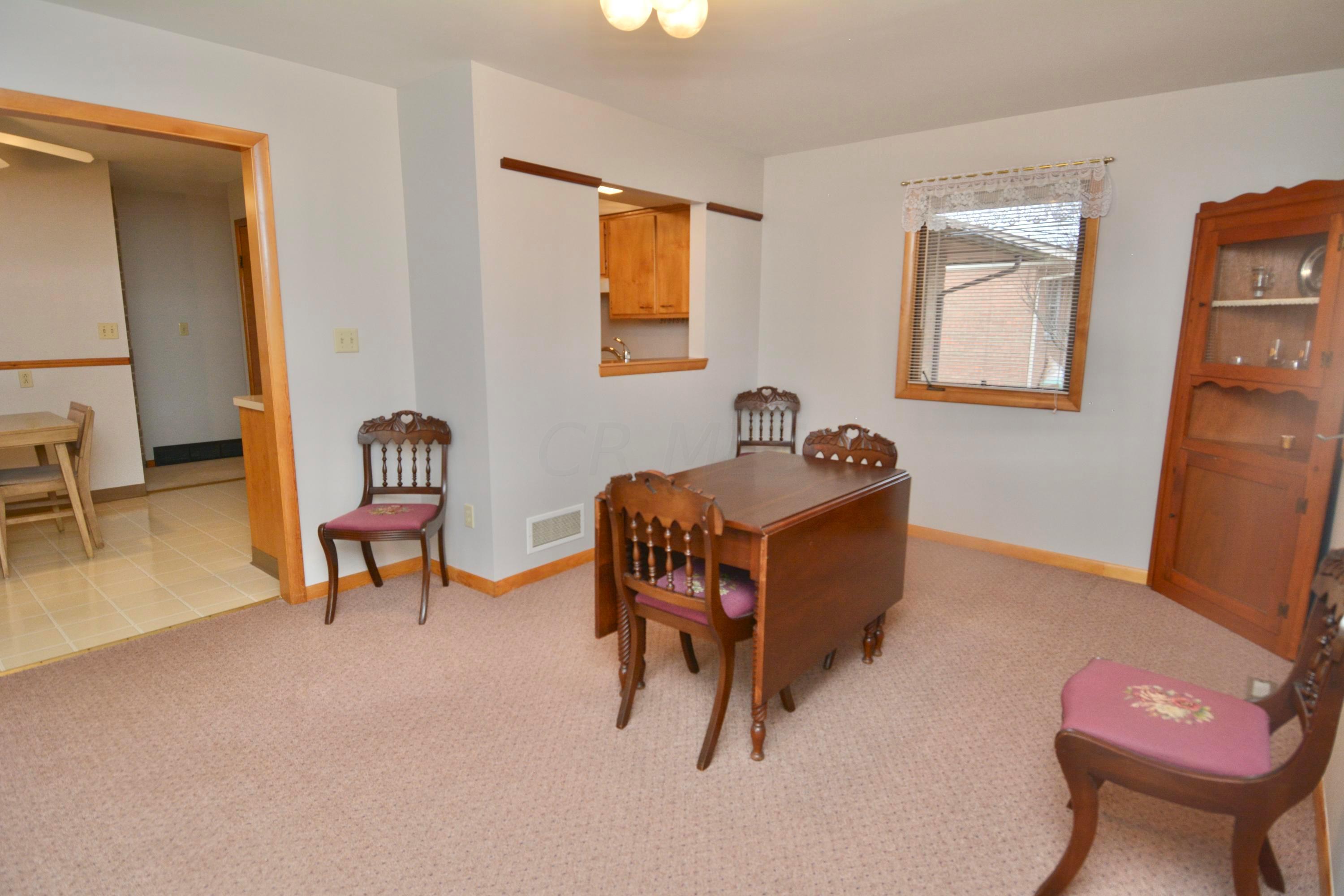 1082 Fordham Road Columbus, OH 43224 - Photo 21 of 35 Gallery Image 21