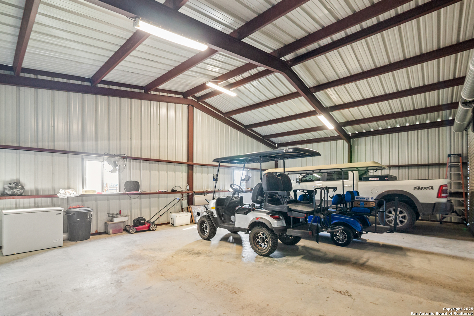 193 Shady Hollow Road Victoria, TX 77904 - Photo 32 of 37