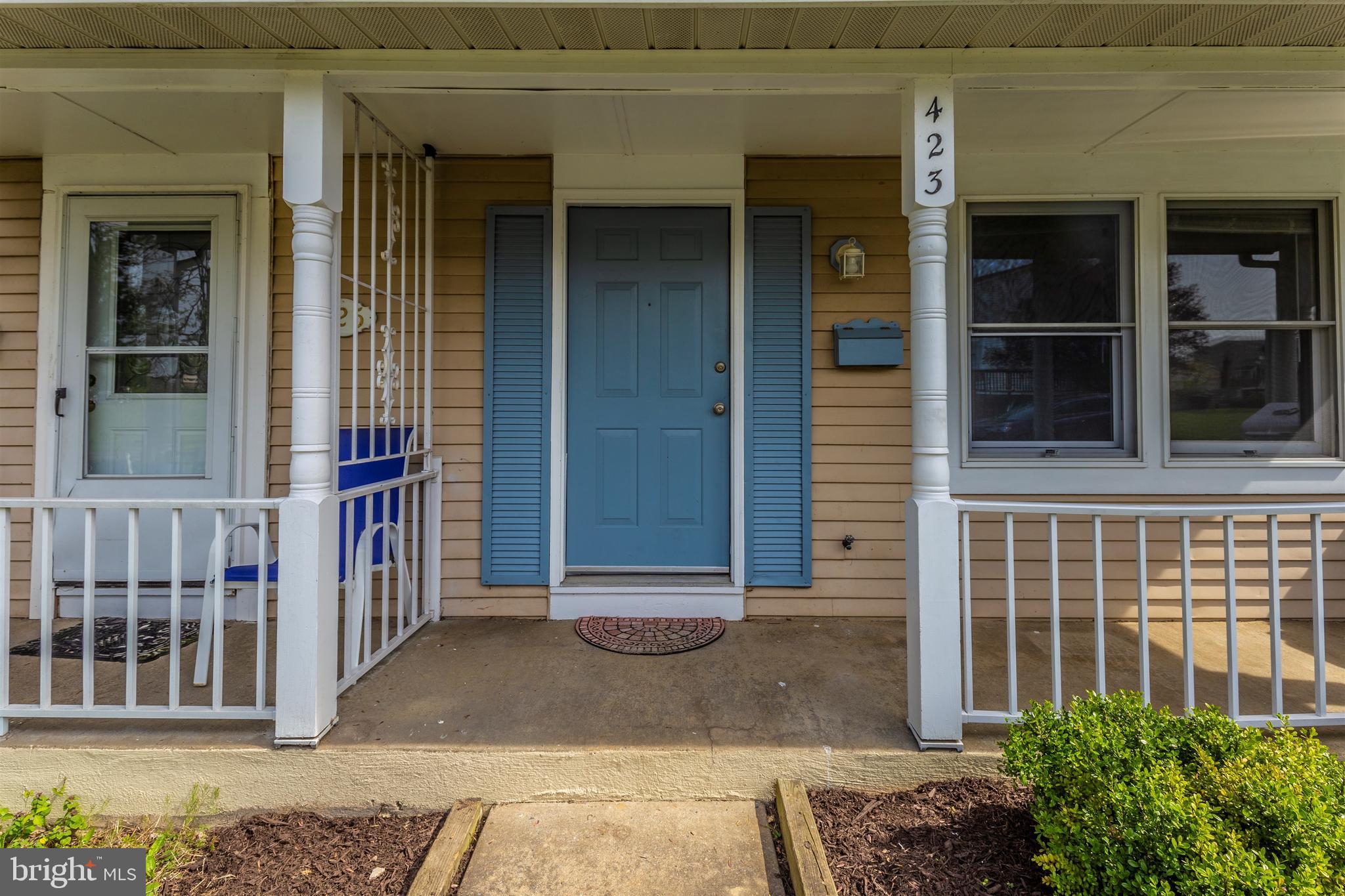 423 Heather Ridge Drive Frederick, MD 21702 - Photo 3 of 24 Welcome Home