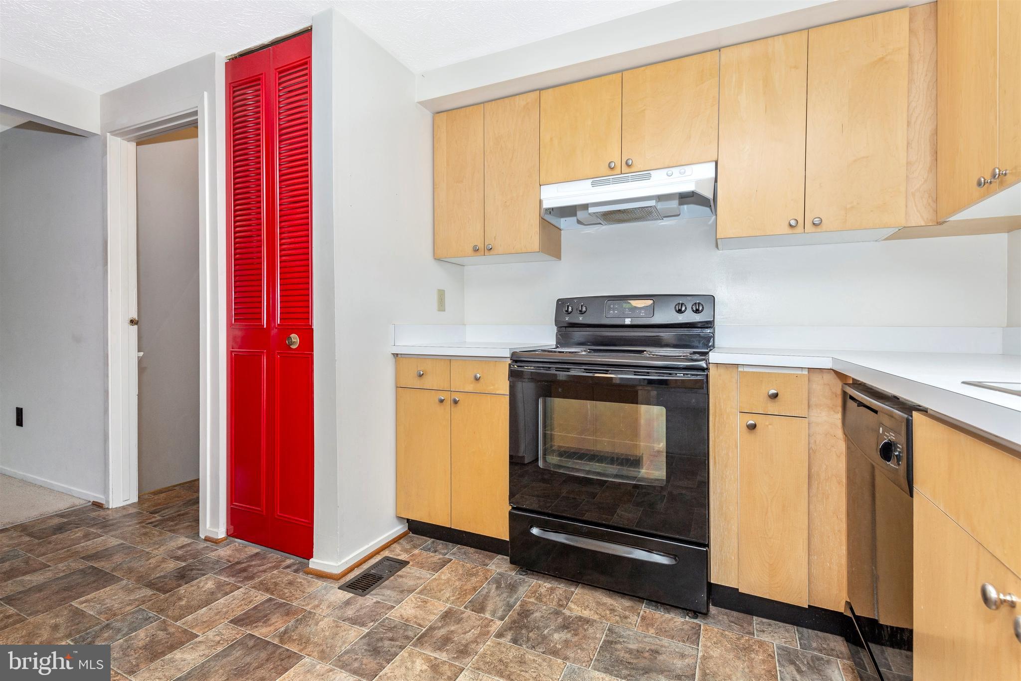 423 Heather Ridge Drive Frederick, MD 21702 - Photo 8 of 24 Gallery Image 8