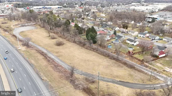 $699,900 | 229 Wheatland Street, Martinsburg, WV 25405