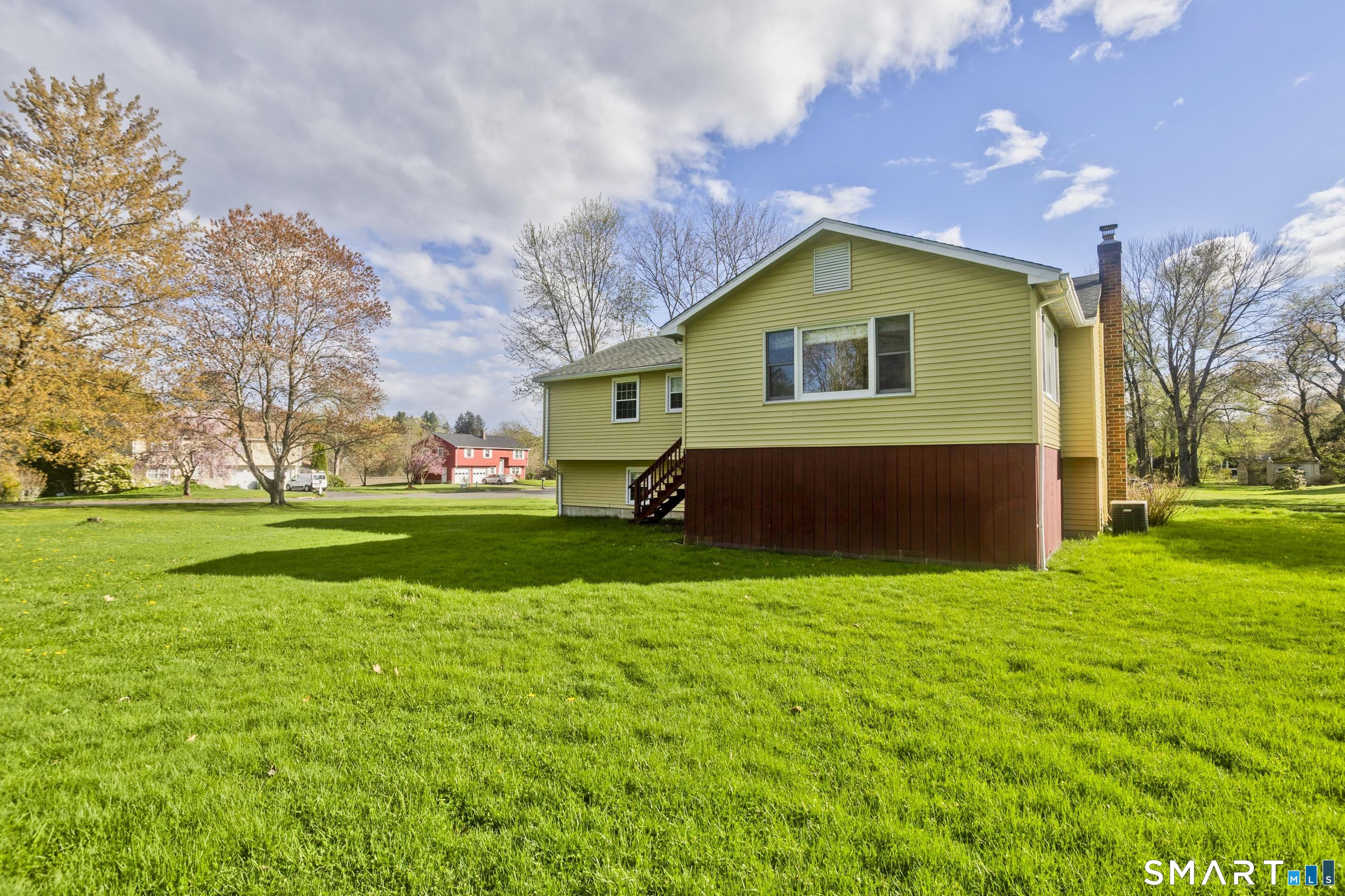 4 Winthrop Road Windsor, CT 06095 - Photo 2 of 37