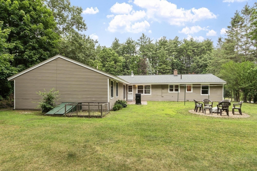 17 Parlee Road Chelmsford, MA 01824 - Photo 33 of 42