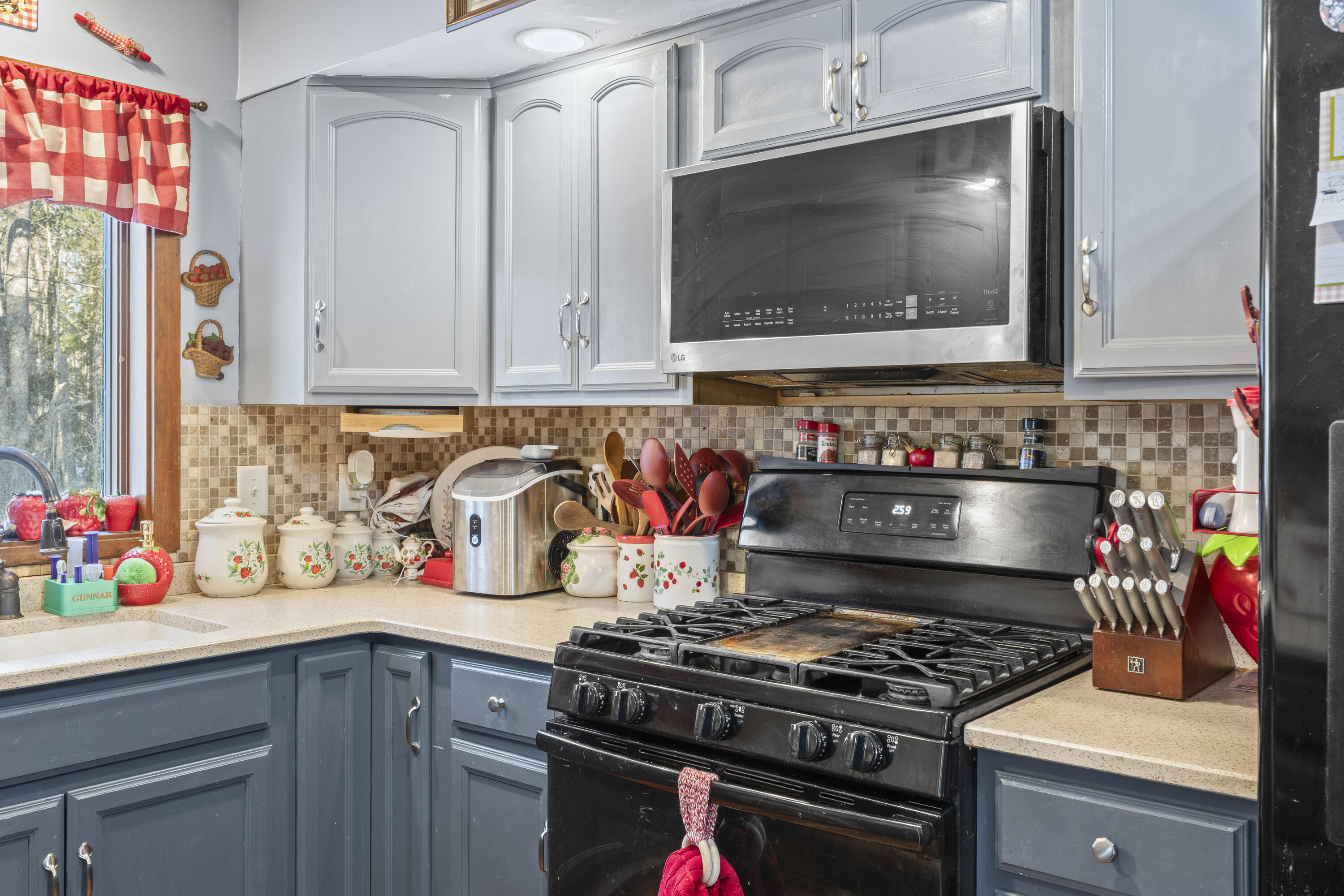 932 Bunker Hill Road Jefferson, ME 04348 - Photo 25 of 73 932 Bunker Hill Rd_0123