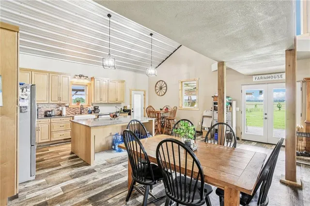 $912,000 | 301 Northwest 1601st Road, Holden, MO 64040