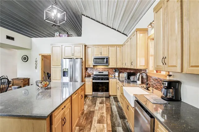 $912,000 | 301 Northwest 1601st Road, Holden, MO 64040