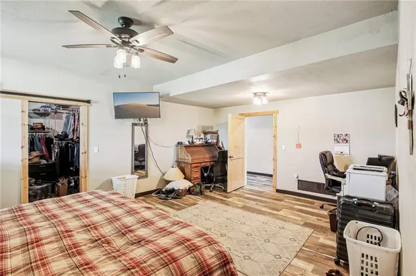 $912,000 | 301 Northwest 1601st Road, Holden, MO 64040