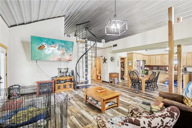 $912,000 | 301 Northwest 1601st Road, Holden, MO 64040