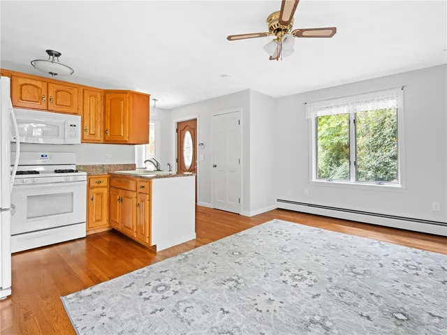 $1,050,000 | 154 Beechwood Drive, Cranston, RI 02921