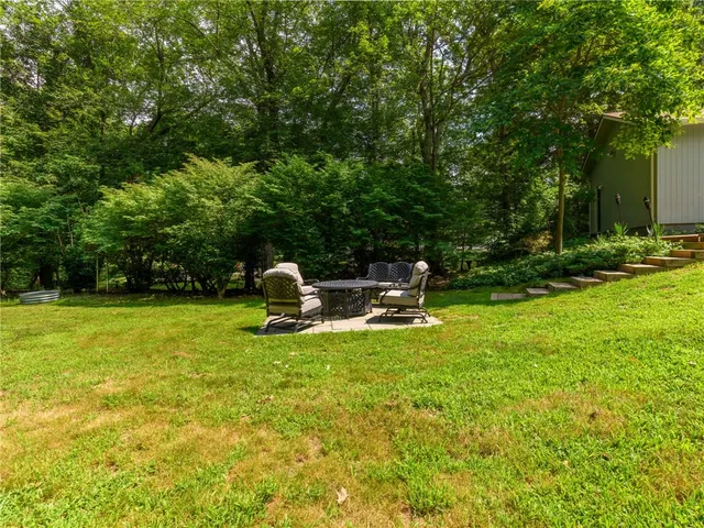 $1,050,000 | 154 Beechwood Drive, Cranston, RI 02921