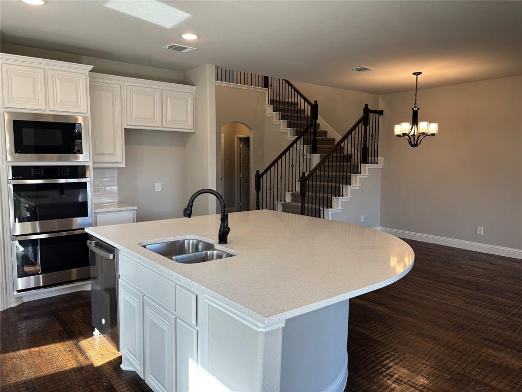 609 Red Maple Road Waxahachie, TX 75165 - Photo 1 of 9