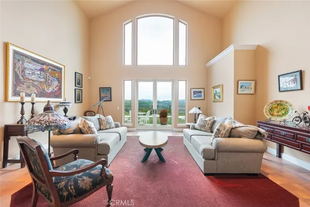 $1,799,000 | 2328 Dos Lomas, Fallbrook, CA 92028