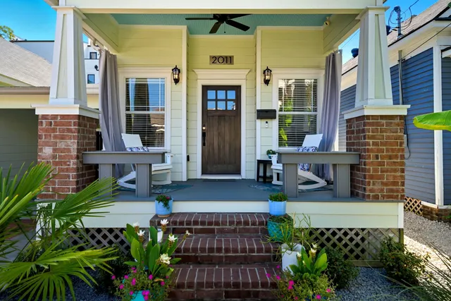 $625,000 | 2011 Crockett Street, Houston, TX 77007