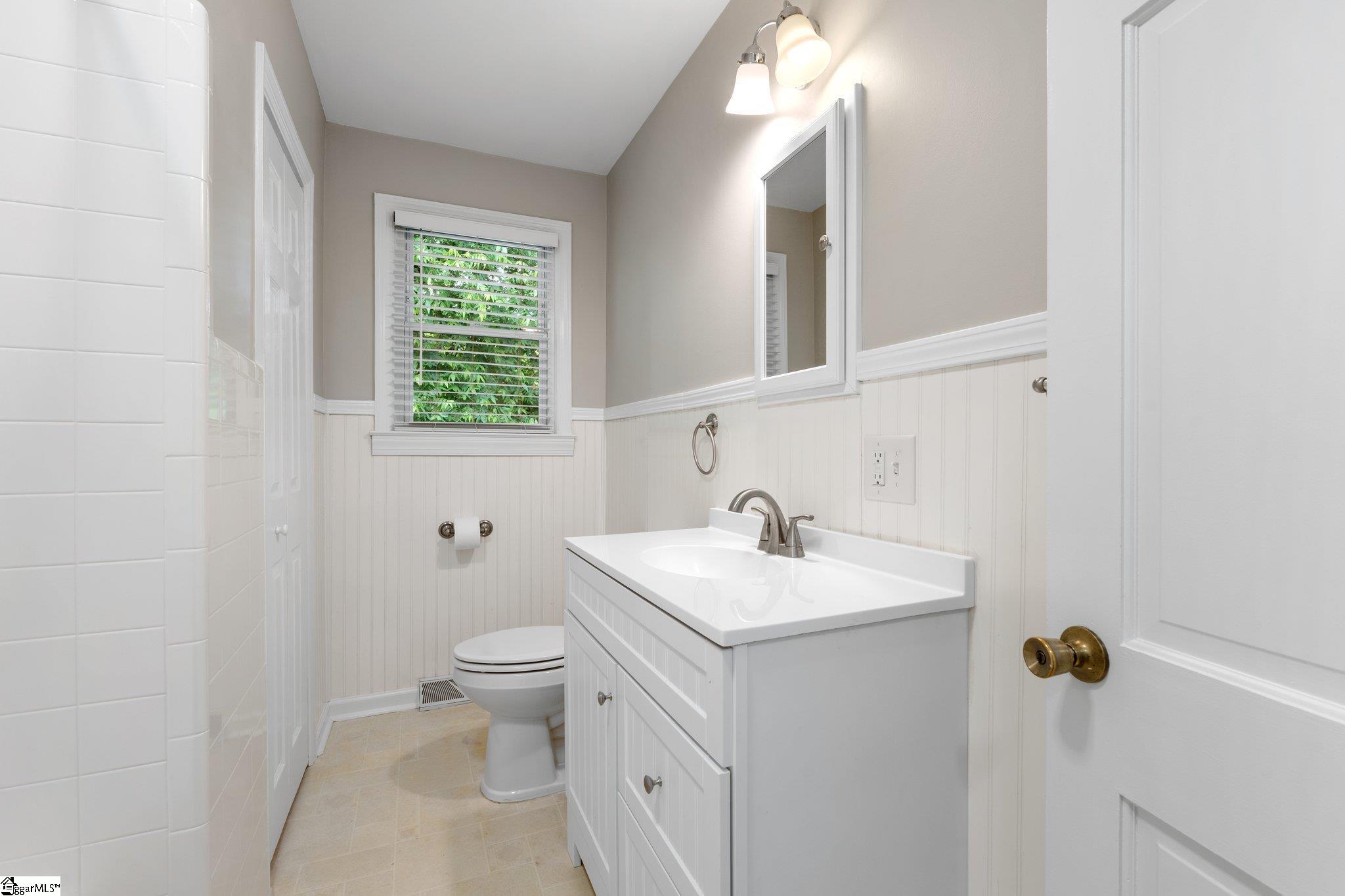 520 Ridgewood Drive Greer, SC 29651 - Photo 21 of 34 Gallery Image 21