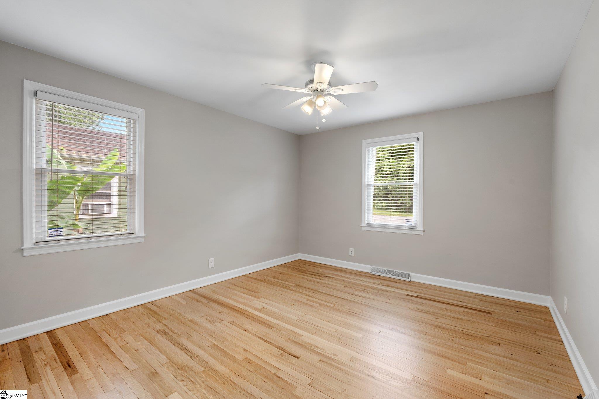 520 Ridgewood Drive Greer, SC 29651 - Photo 22 of 34 Gallery Image 22
