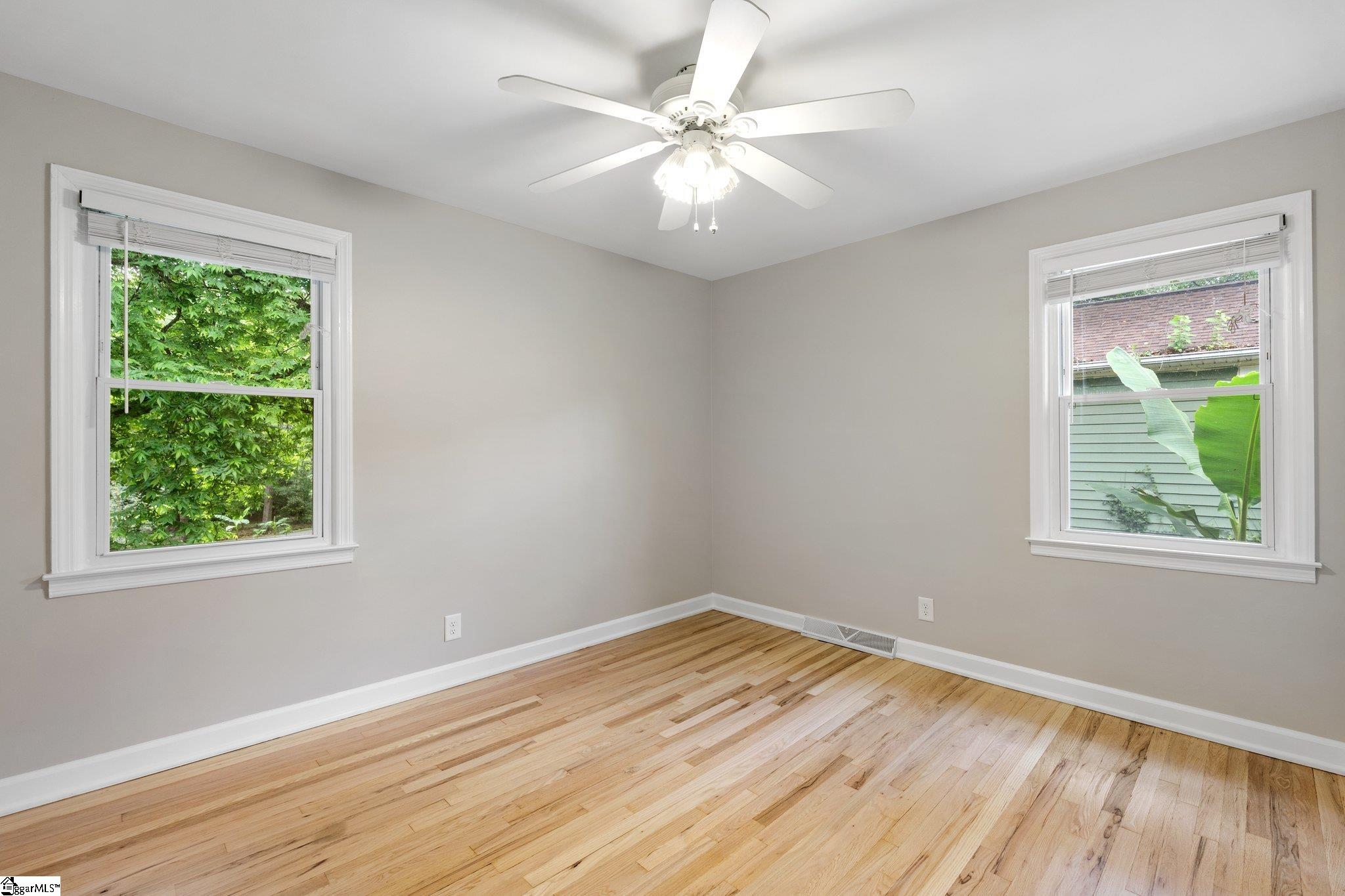 520 Ridgewood Drive Greer, SC 29651 - Photo 23 of 34 Gallery Image 23