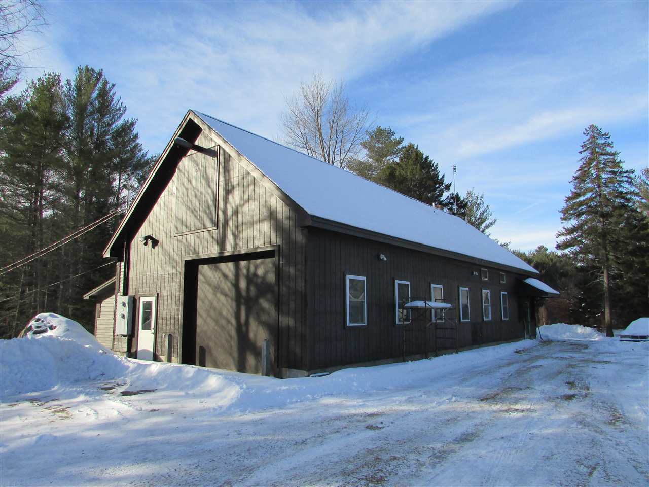 444 Dean Road Grafton, NH 03240 - Photo 1 of 28 Gallery Image 1