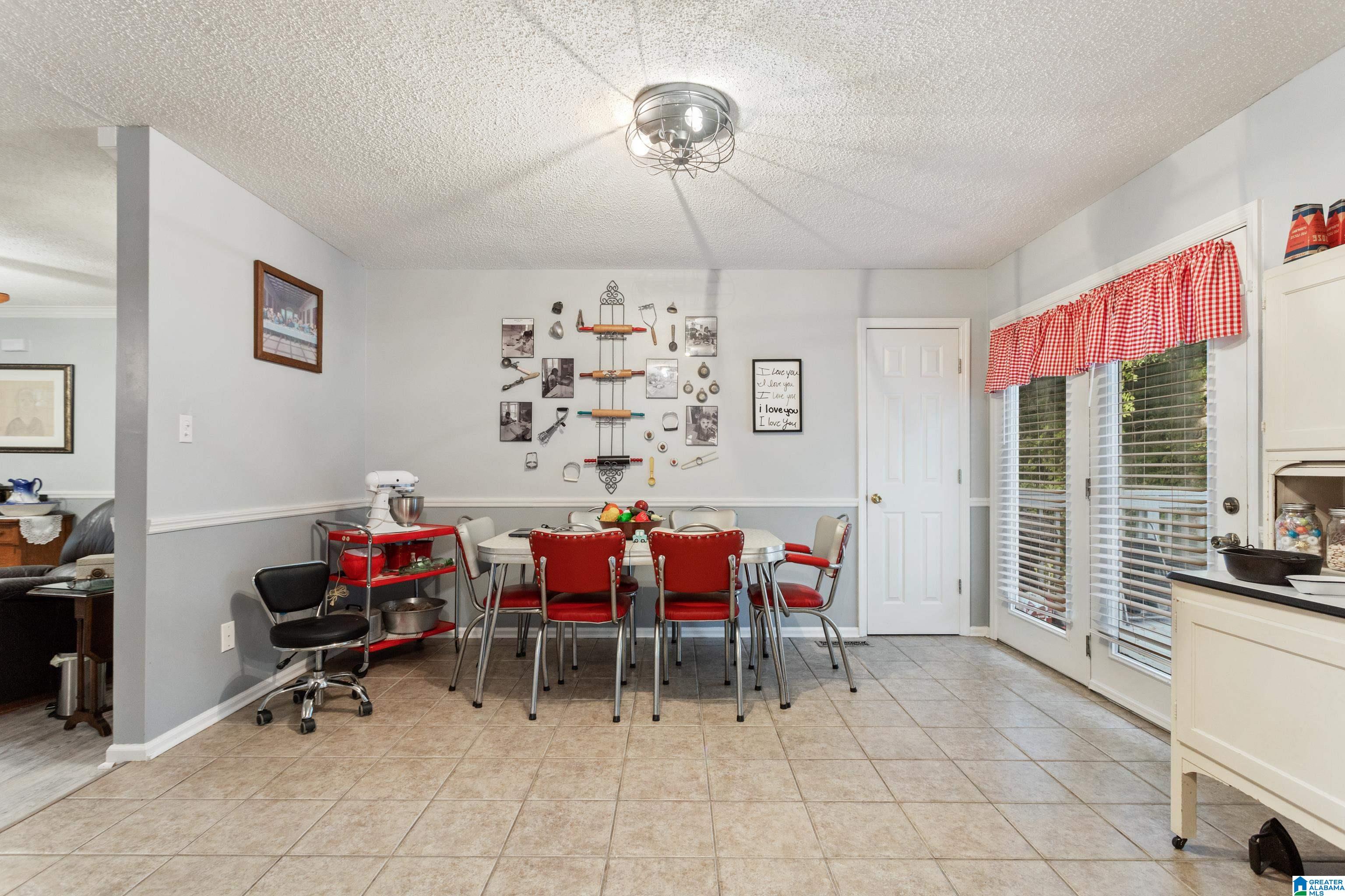 425 2nd Street Fultondale, AL 35068 - Photo 9 of 42
