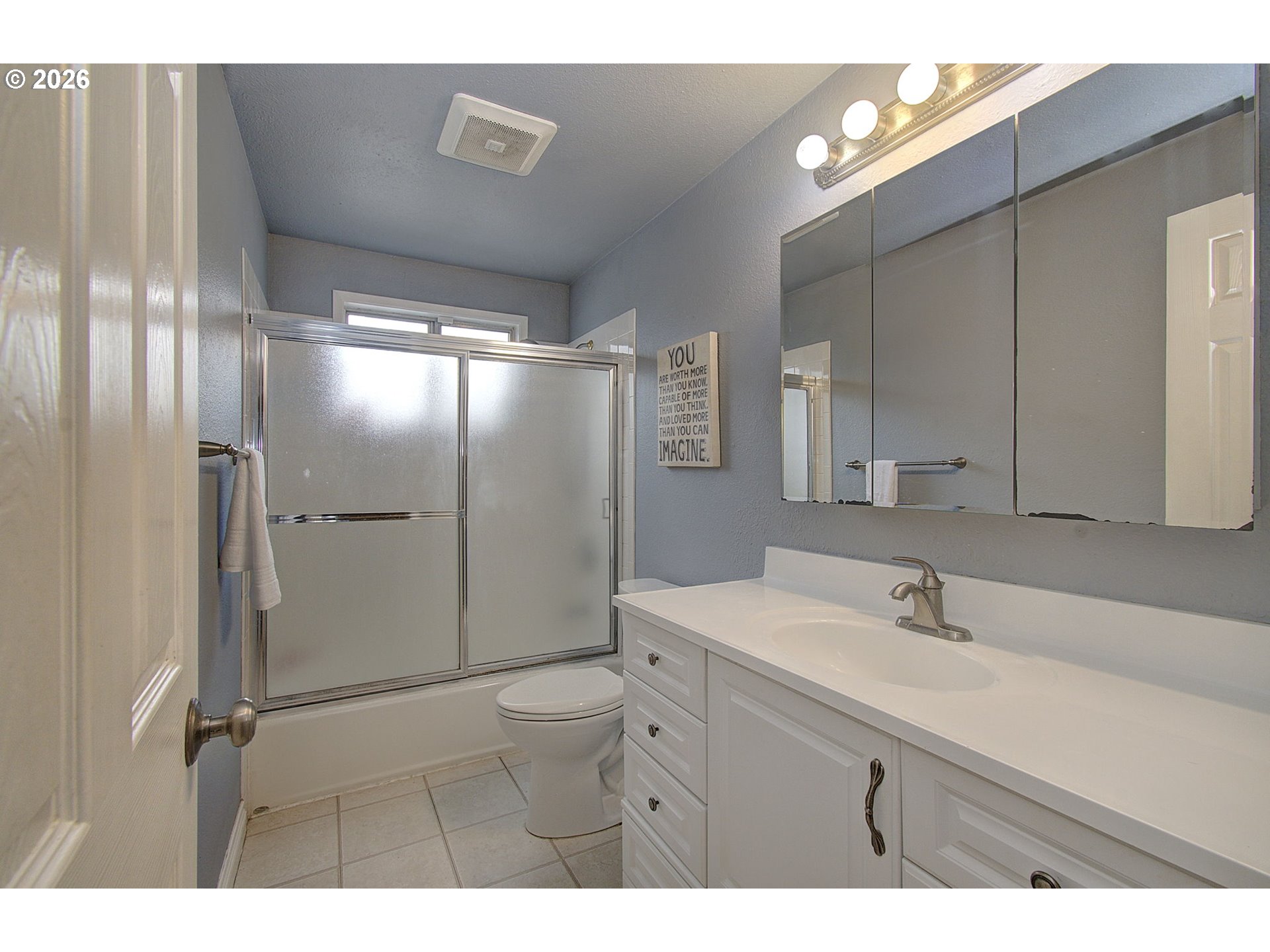 11612 Southwest 49th Avenue Portland, OR 97219 - Photo 13 of 21