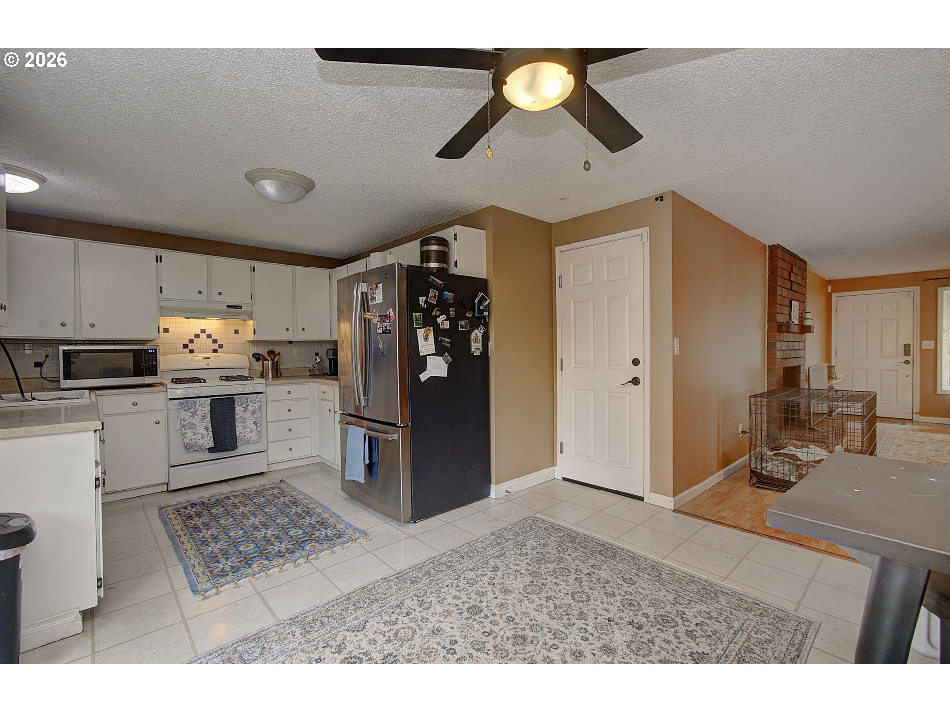 11612 Southwest 49th Avenue Portland, OR 97219 - Photo 17 of 21