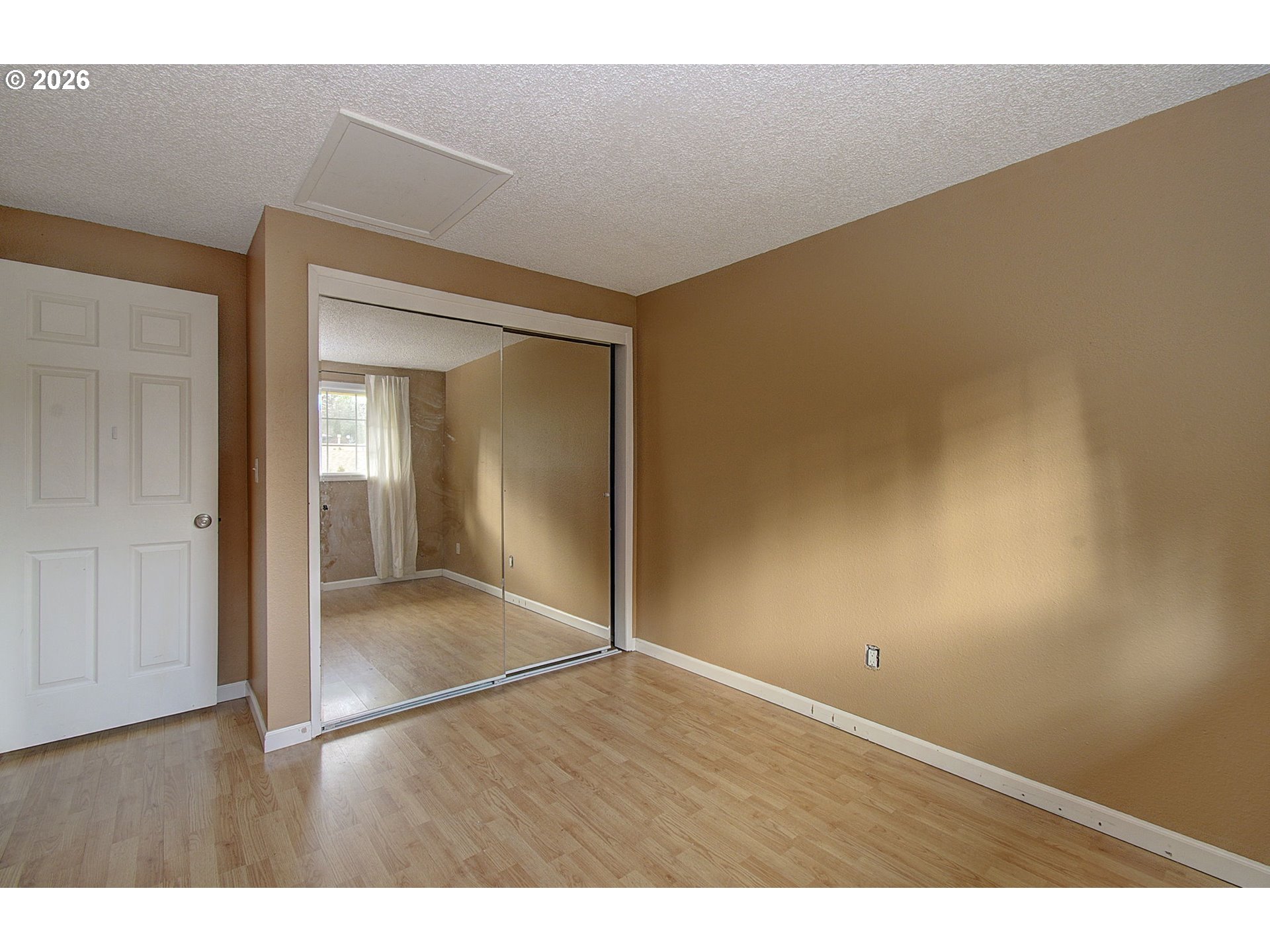 11612 Southwest 49th Avenue Portland, OR 97219 - Photo 8 of 21