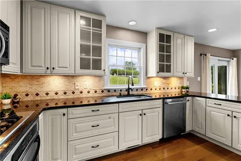 $610,000 | 9018 Audubon Drive, Gibsonia, PA 15044