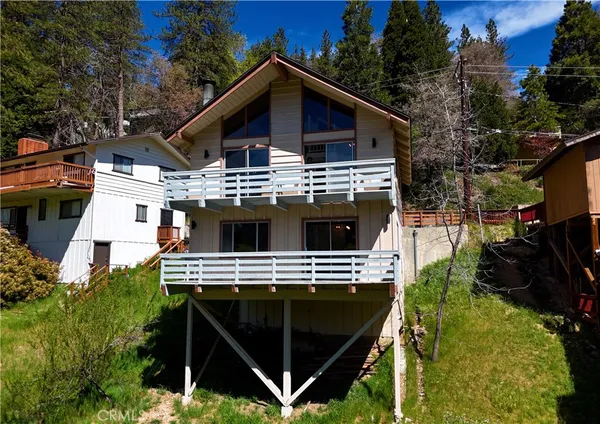 $399,999 | 23755 Zuger Drive, Crestline, CA 92325