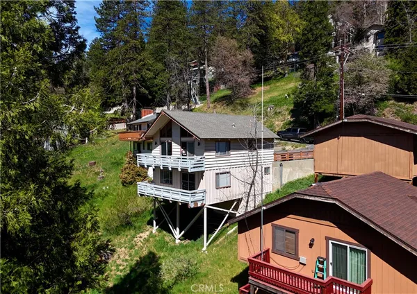 $399,999 | 23755 Zuger Drive, Crestline, CA 92325