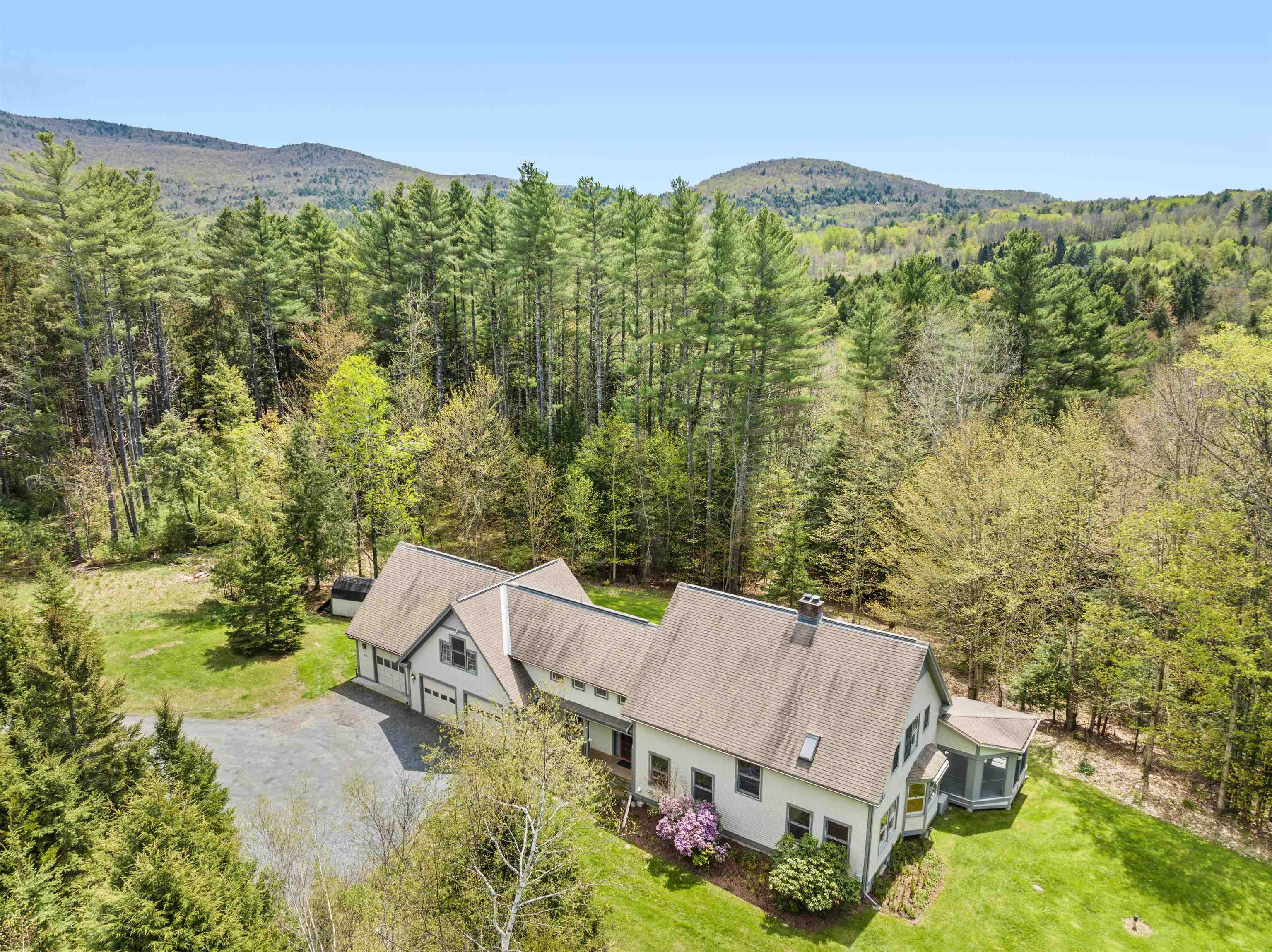 581 Perry Lea Road Waterbury, VT 05676 - Photo 2 of 60