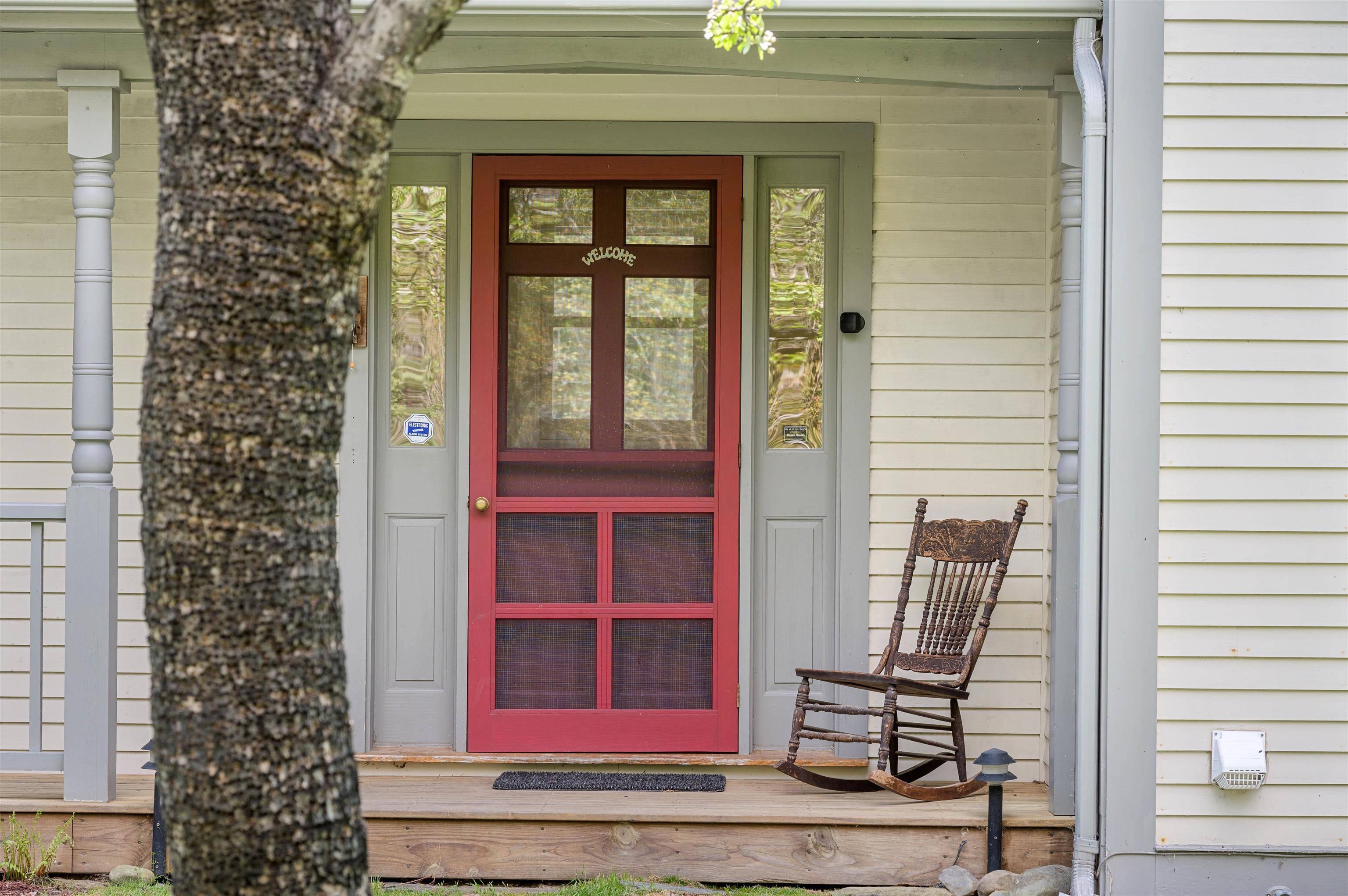 581 Perry Lea Road Waterbury, VT 05676 - Photo 5 of 60