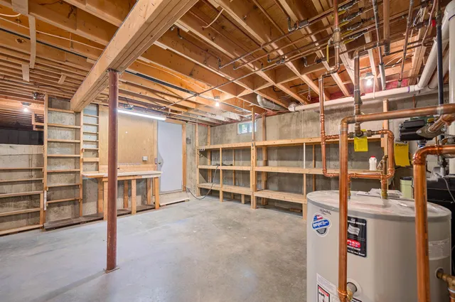 $1,300,000 | 581 Perry Lea Road, Waterbury, VT 05676