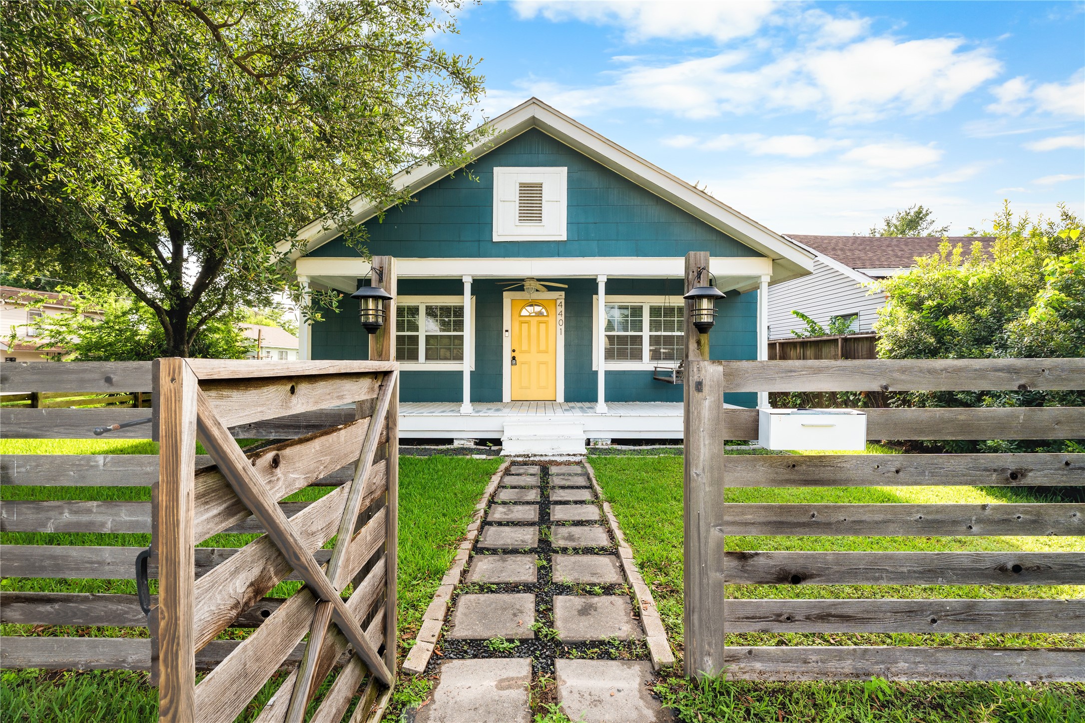 4401 Hain Street Houston, TX 77009 - Photo 24 of 27