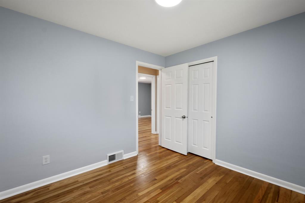 103 Lincoln Road Clairton, PA 15025 - Photo 22 of 36