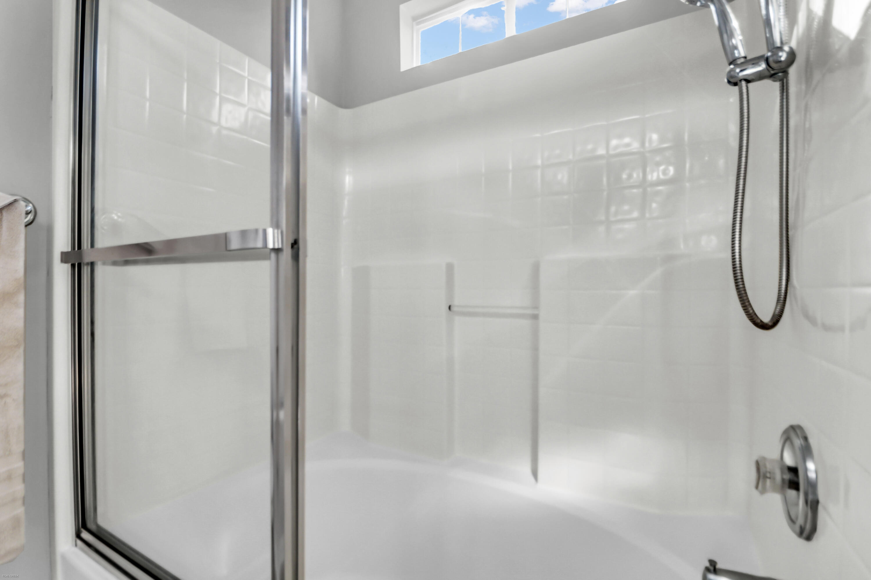 2629 Lani Court Charleston, SC 29414 - Photo 32 of 38 Primary Bathroom