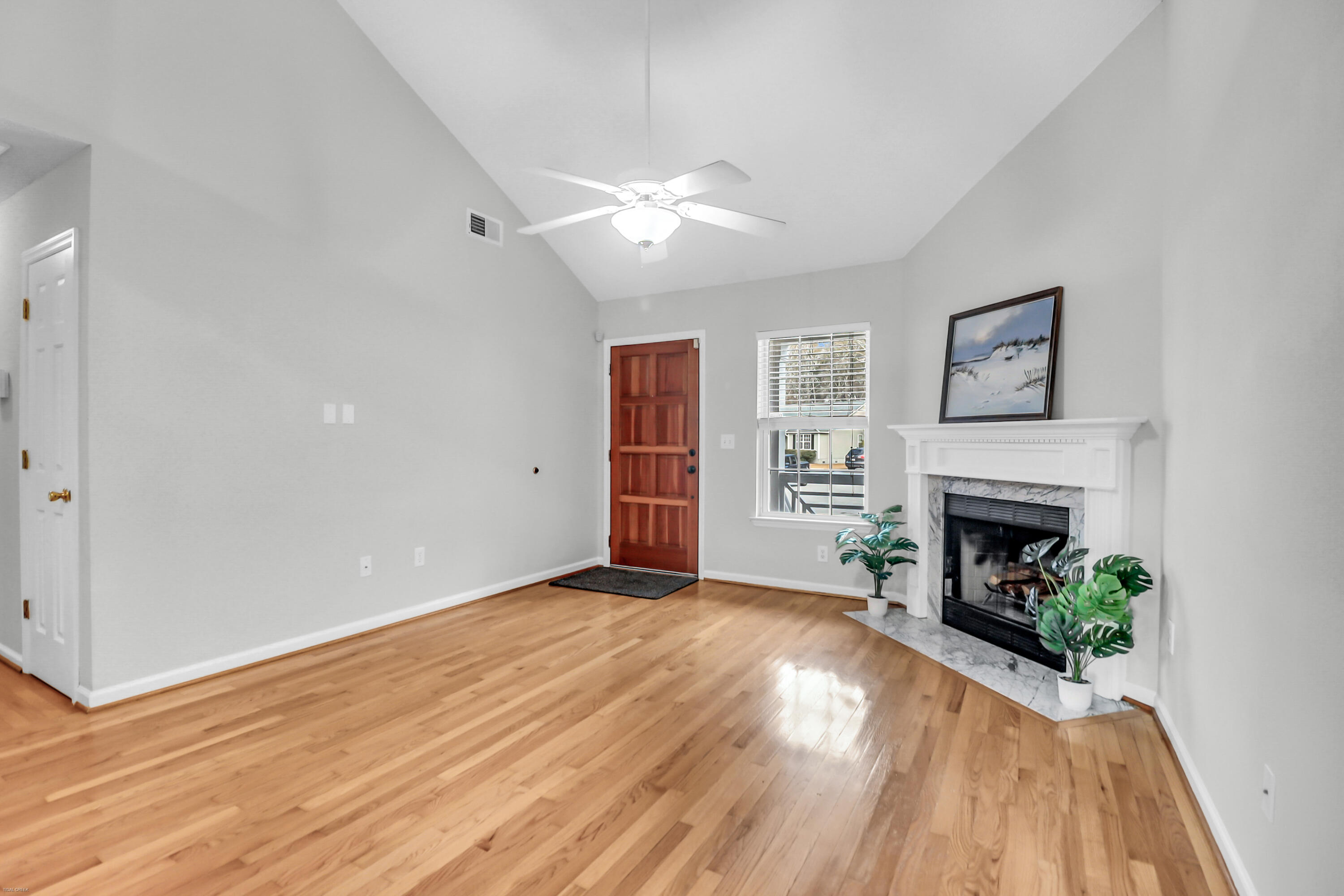 2629 Lani Court Charleston, SC 29414 - Photo 10 of 38 Family Room