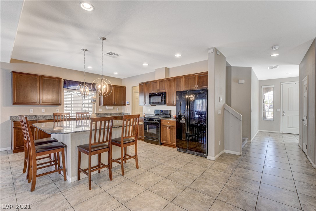 6278 Jackson Spring Road Las Vegas, NV 89118 - Photo 7 of 44