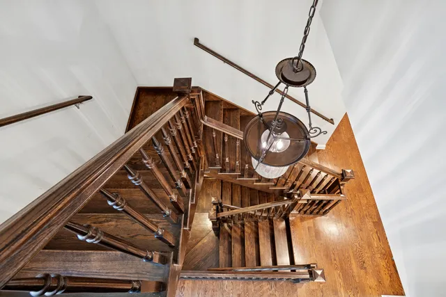 $1,895,000 | 203 South Columbia Street, Naperville, IL 60540