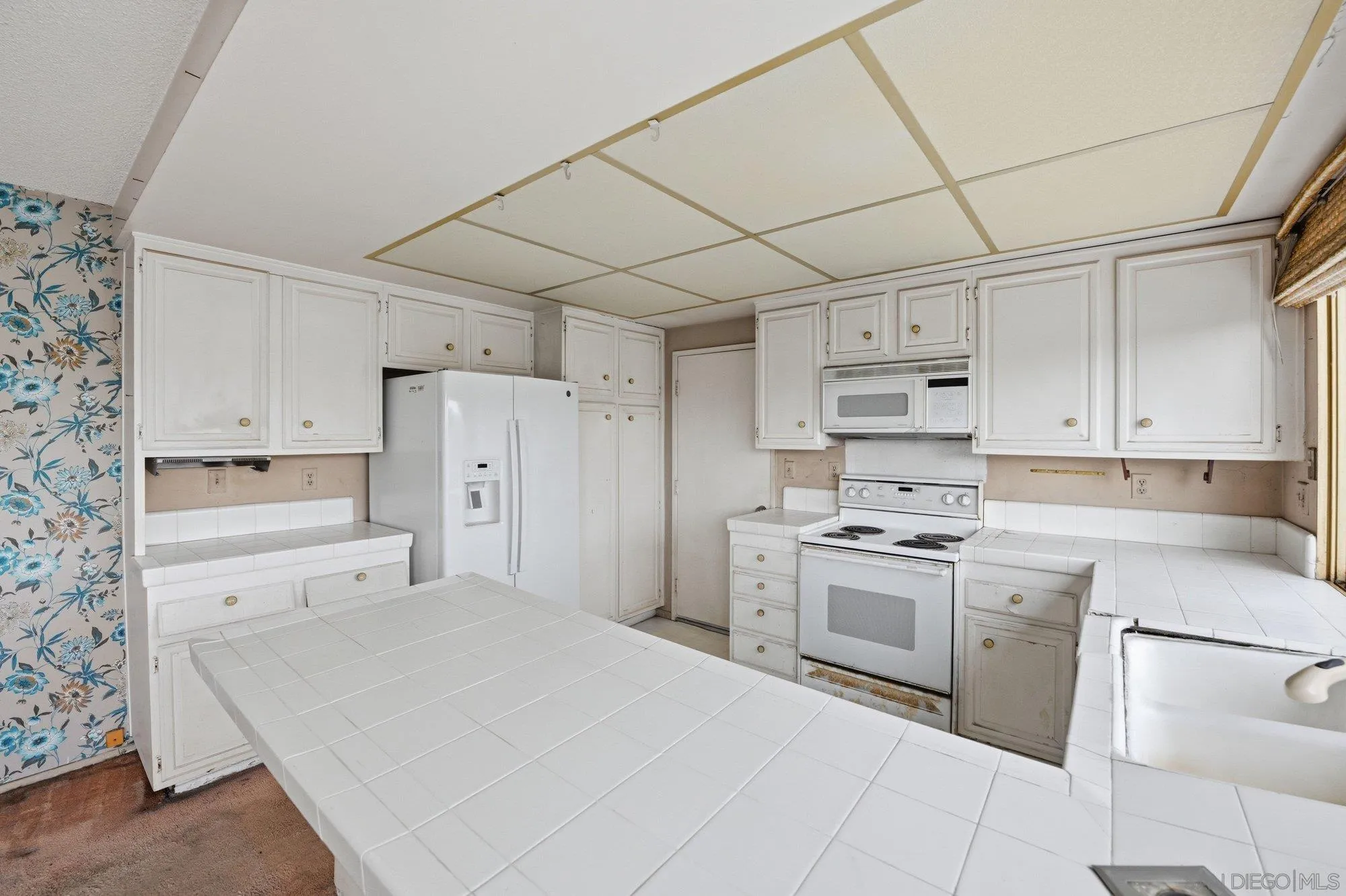 86 Half Moon Bend Coronado, CA 92118 - Photo 14 of 47