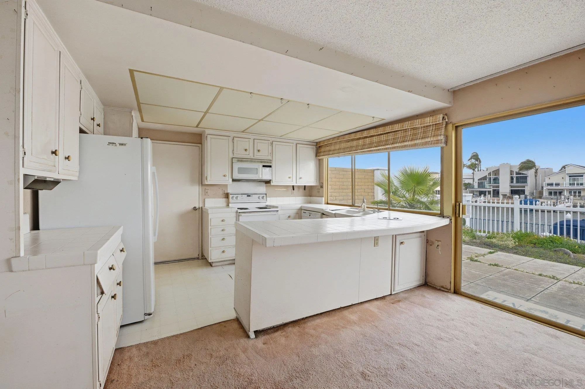 86 Half Moon Bend Coronado, CA 92118 - Photo 15 of 47