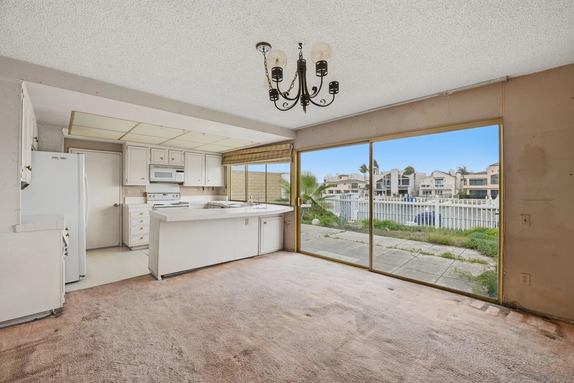 86 Half Moon Bend Coronado, CA 92118 - Photo 17 of 47