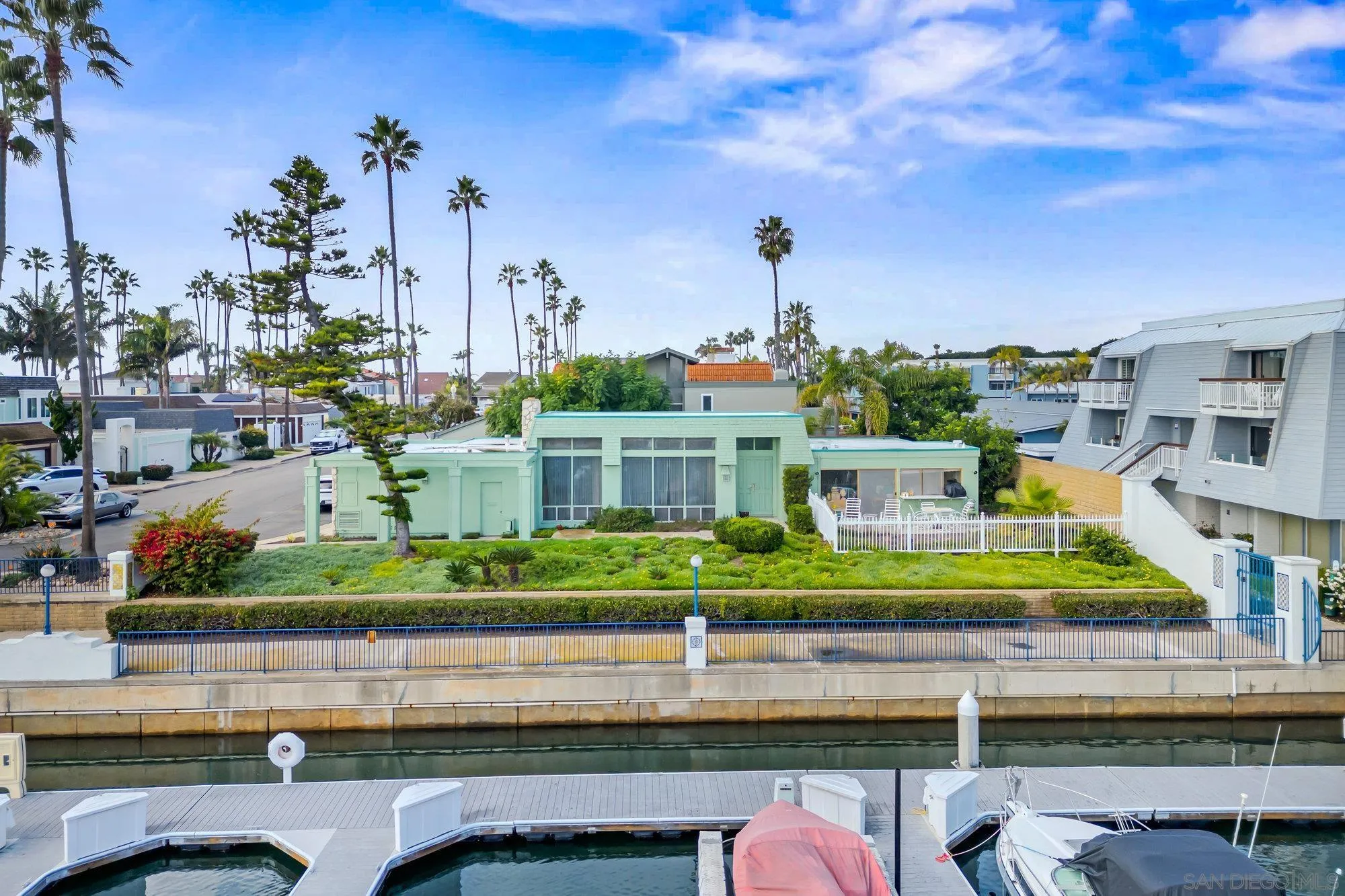 86 Half Moon Bend Coronado, CA 92118 - Photo 2 of 47