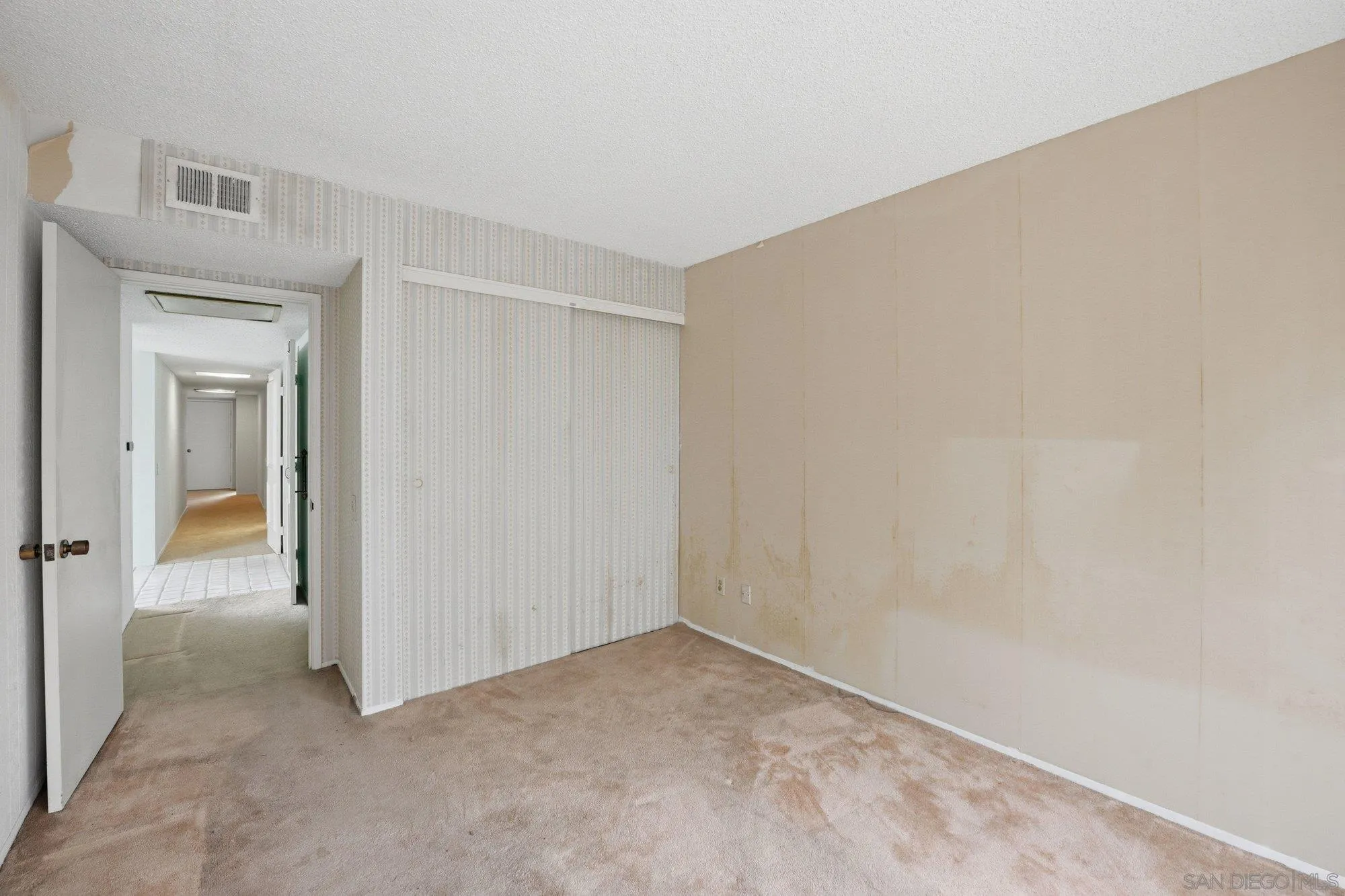 86 Half Moon Bend Coronado, CA 92118 - Photo 22 of 47