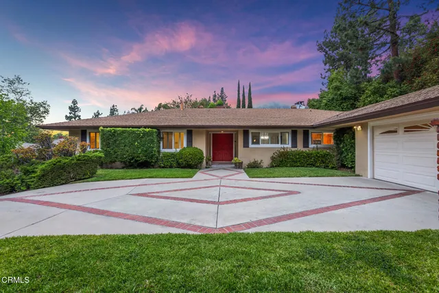 $1,989,000 | 5766 Briartree Drive, La Canada Flintridge, CA 91011