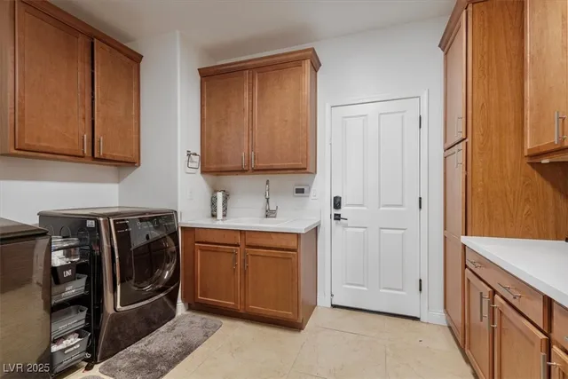 $1,299,999 | 9763 Mountain Spruce Court, Las Vegas, NV 89178