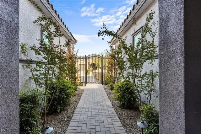 $1,299,999 | 9763 Mountain Spruce Court, Las Vegas, NV 89178