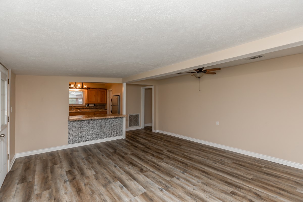 4205 North Tram Road Vidor, TX 77662 - Photo 17 of 32