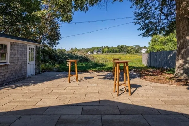 $695,000 | 162 Main Street, Essex, MA 01929